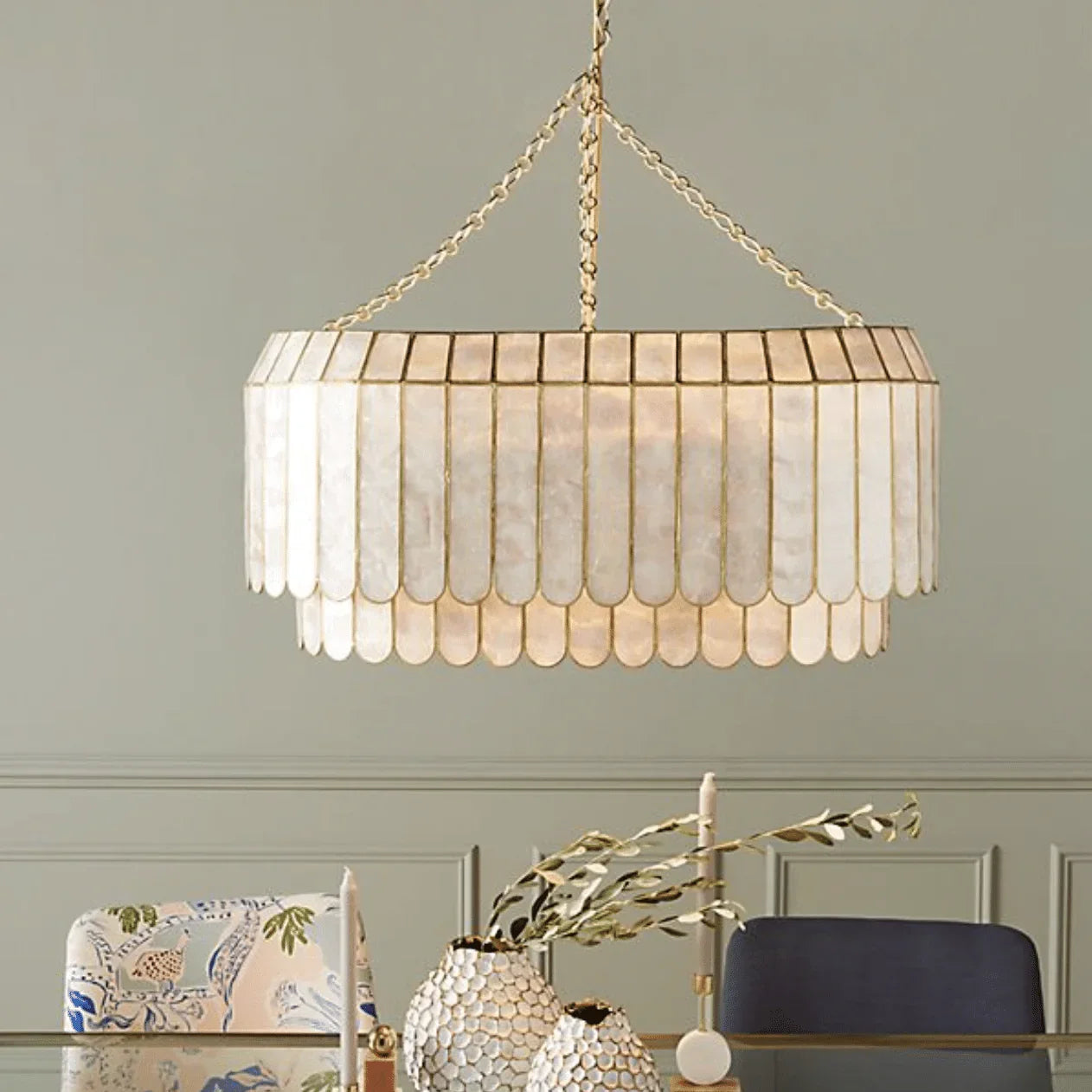 Light Luxury Shel Chandelier