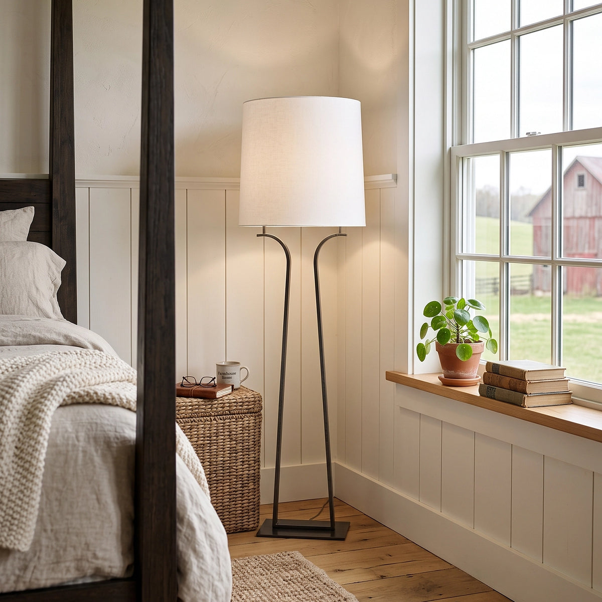 Arne Curved Arm Floor Lamp