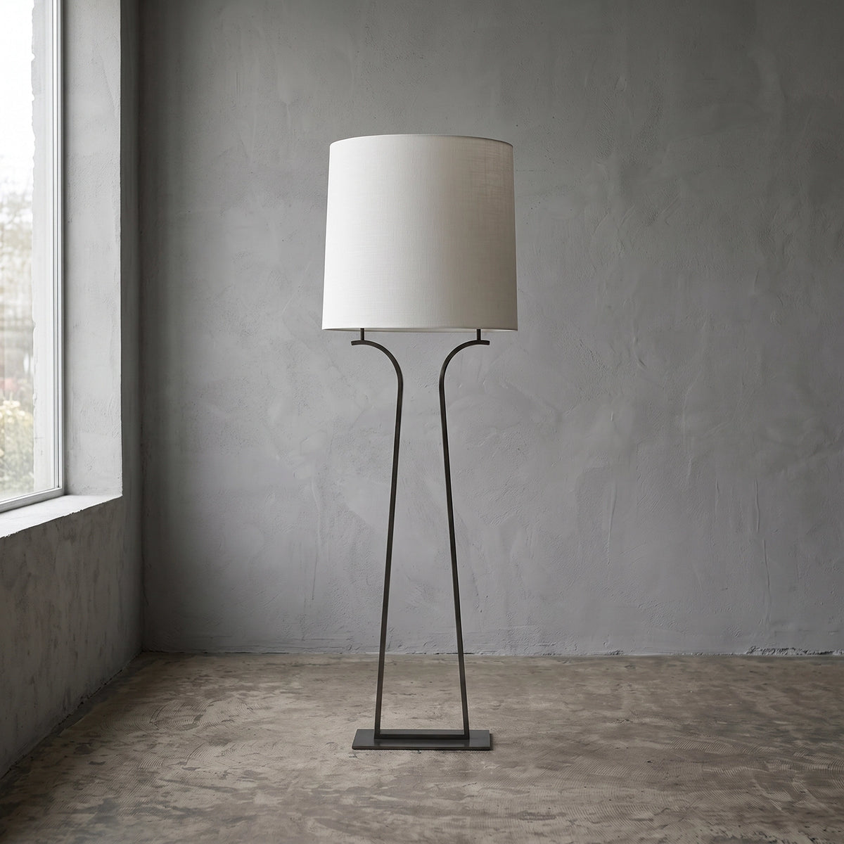 Arne Curved Arm Floor Lamp