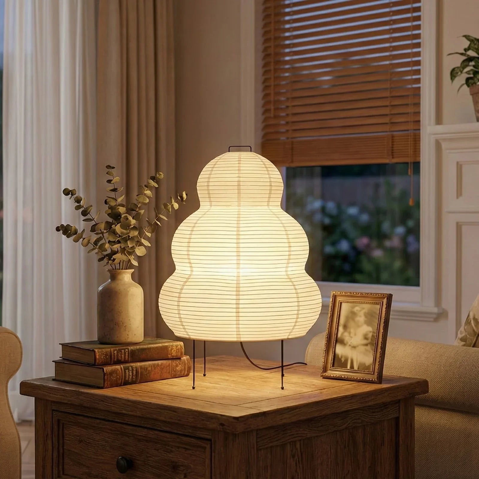 Akari Gourd Shaped 25N Table Lamp