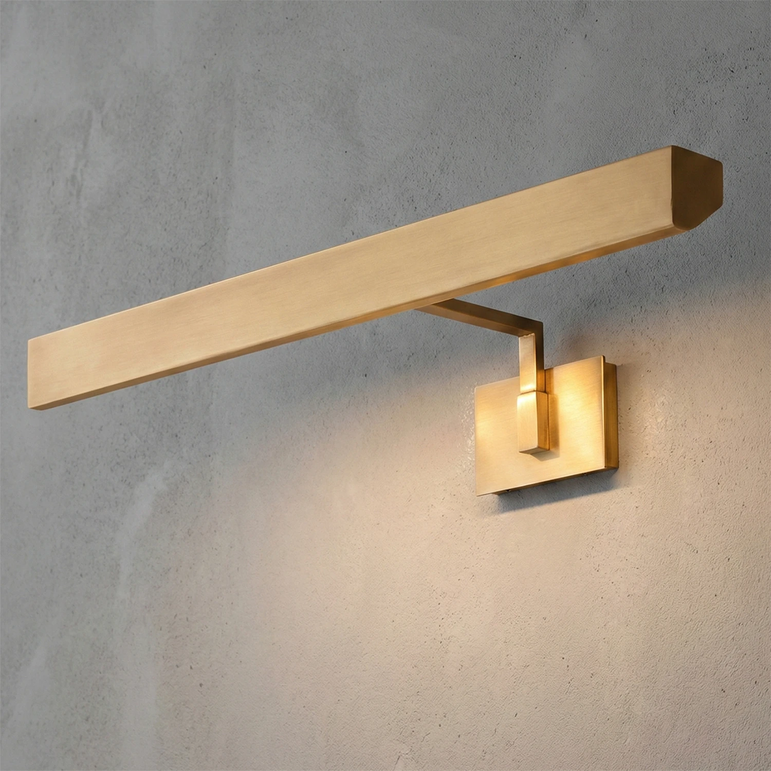 Talbot Soft-Glow Picture Light - Classic Brushed Gold Finish Profile | HoaiLamp