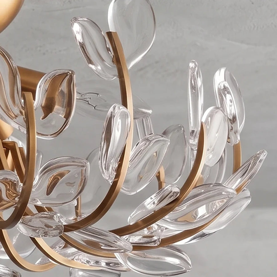 Brass Branch FinishingPrecision-bent arms with a hand-brushed brass-tone finish.