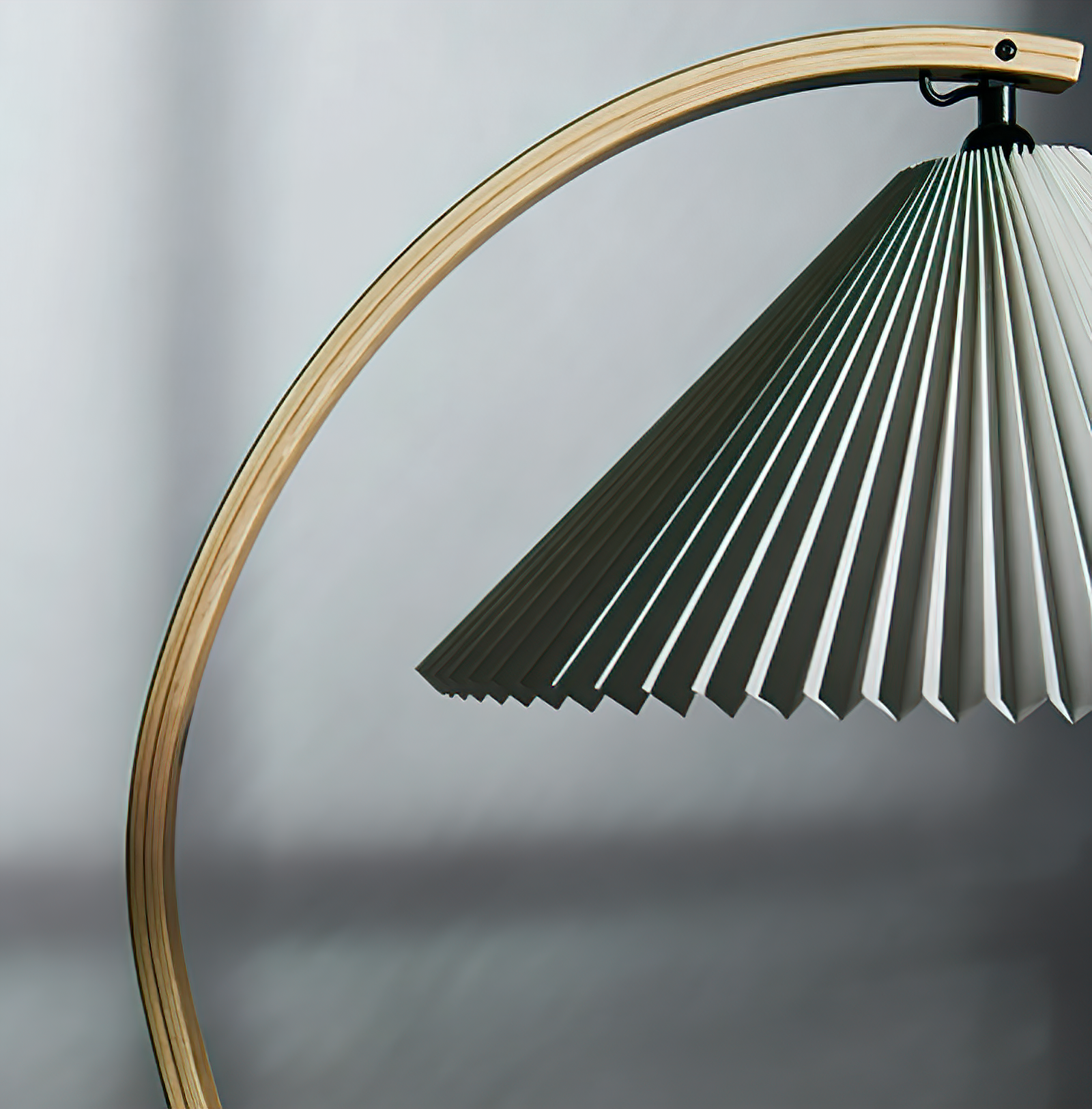 Arc Bentwood Floor Lamp - Organic Curved Layered Wood Craftsmanship | HoaiLamp
