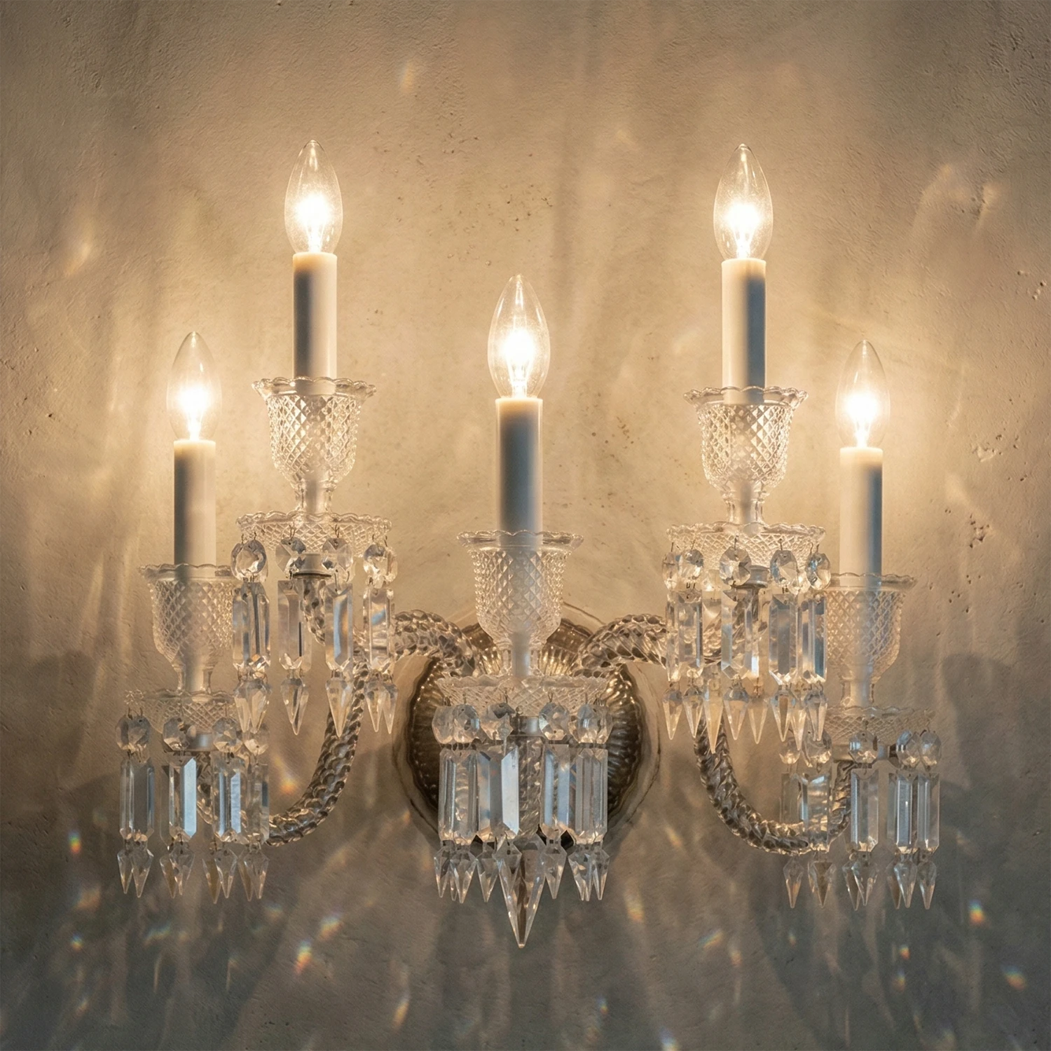Caelum Apex Crystal Wall Lamp - Magnificent Prismatic Reflections | HoaiLamp