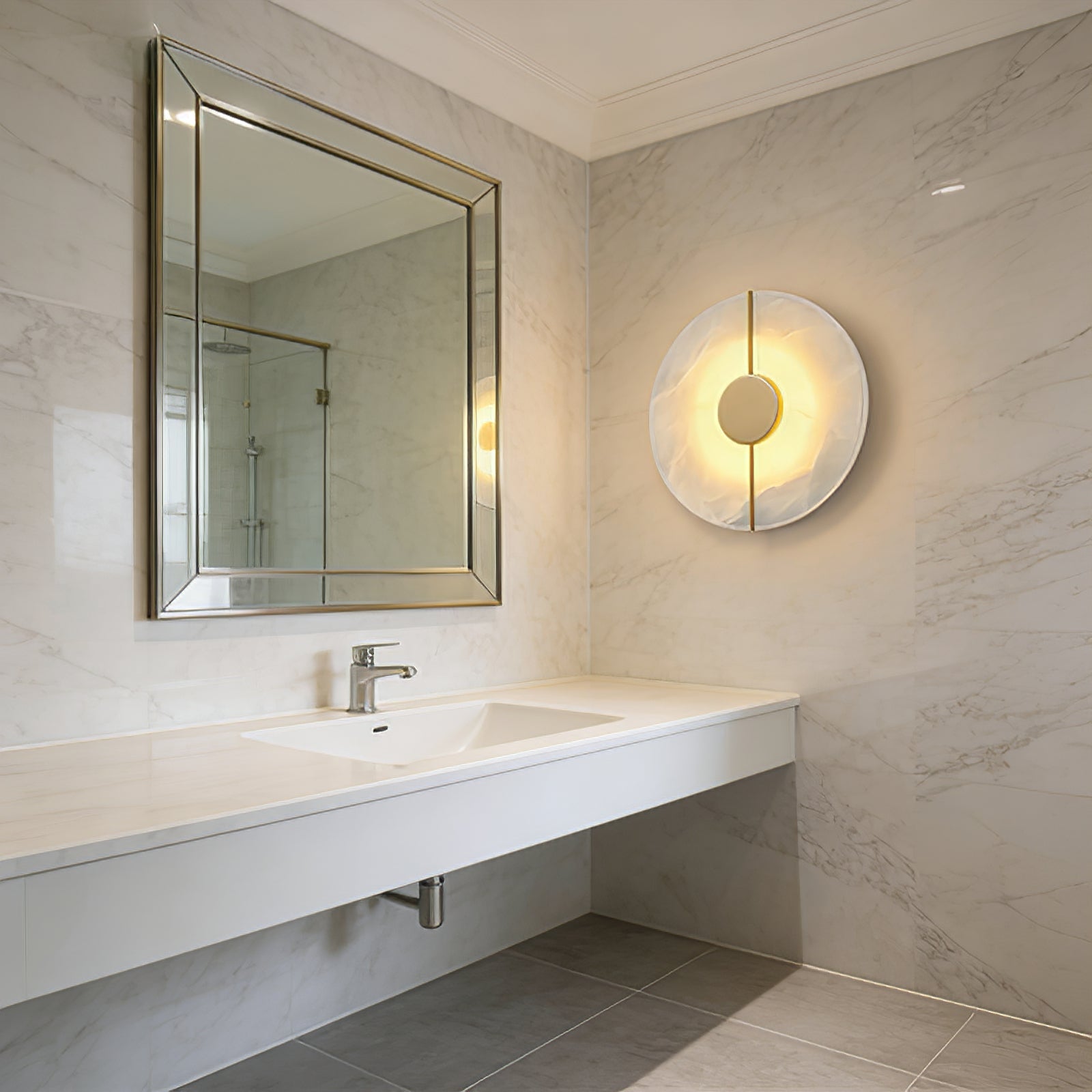 Circular Alabaster Wall Lamp With Brass Bar - Luxury Marble Bathroom Vanity | HoaiLamp