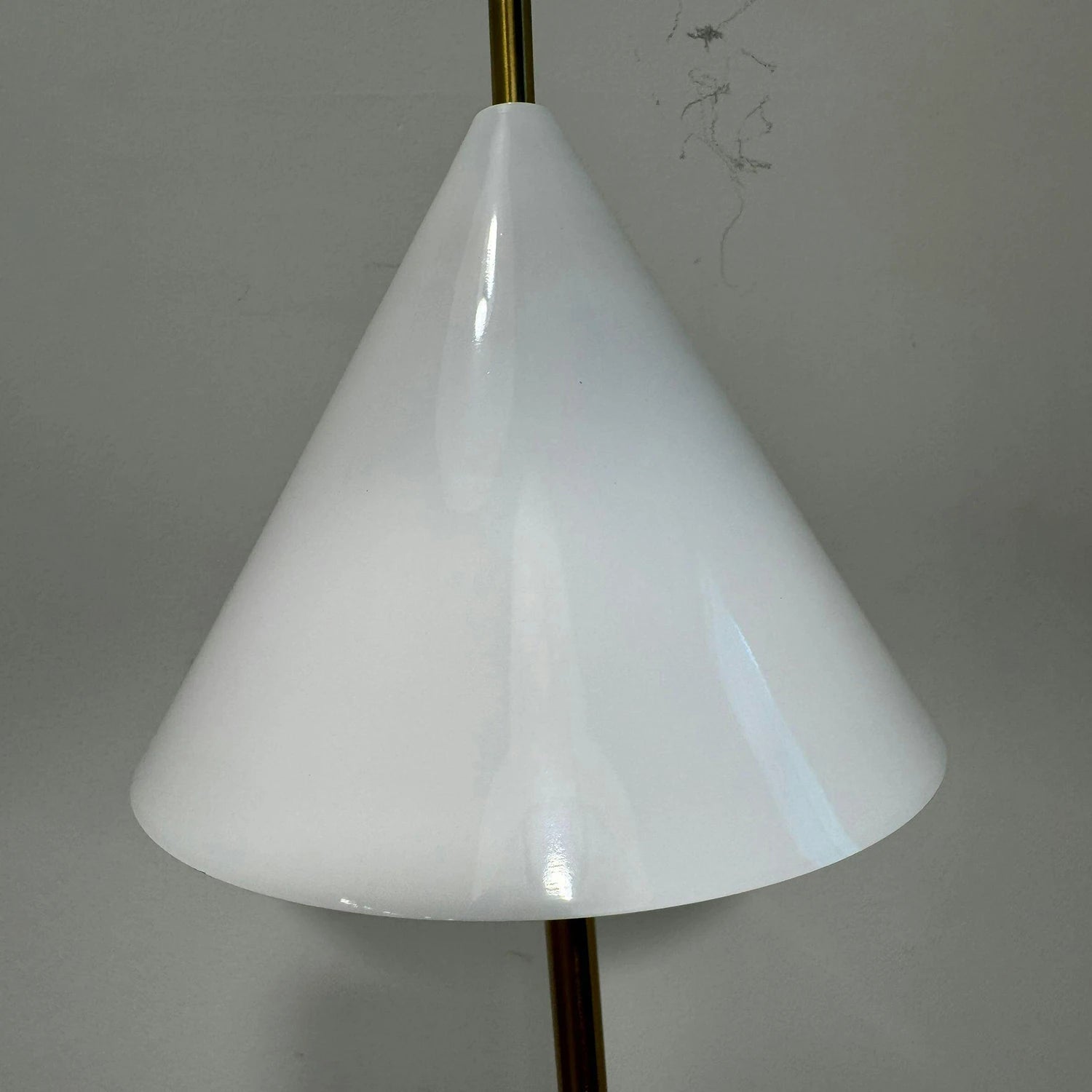 Cleon Orb Base Table Lamp - Minimalist Conical Top Diffuser | HoaiLamp