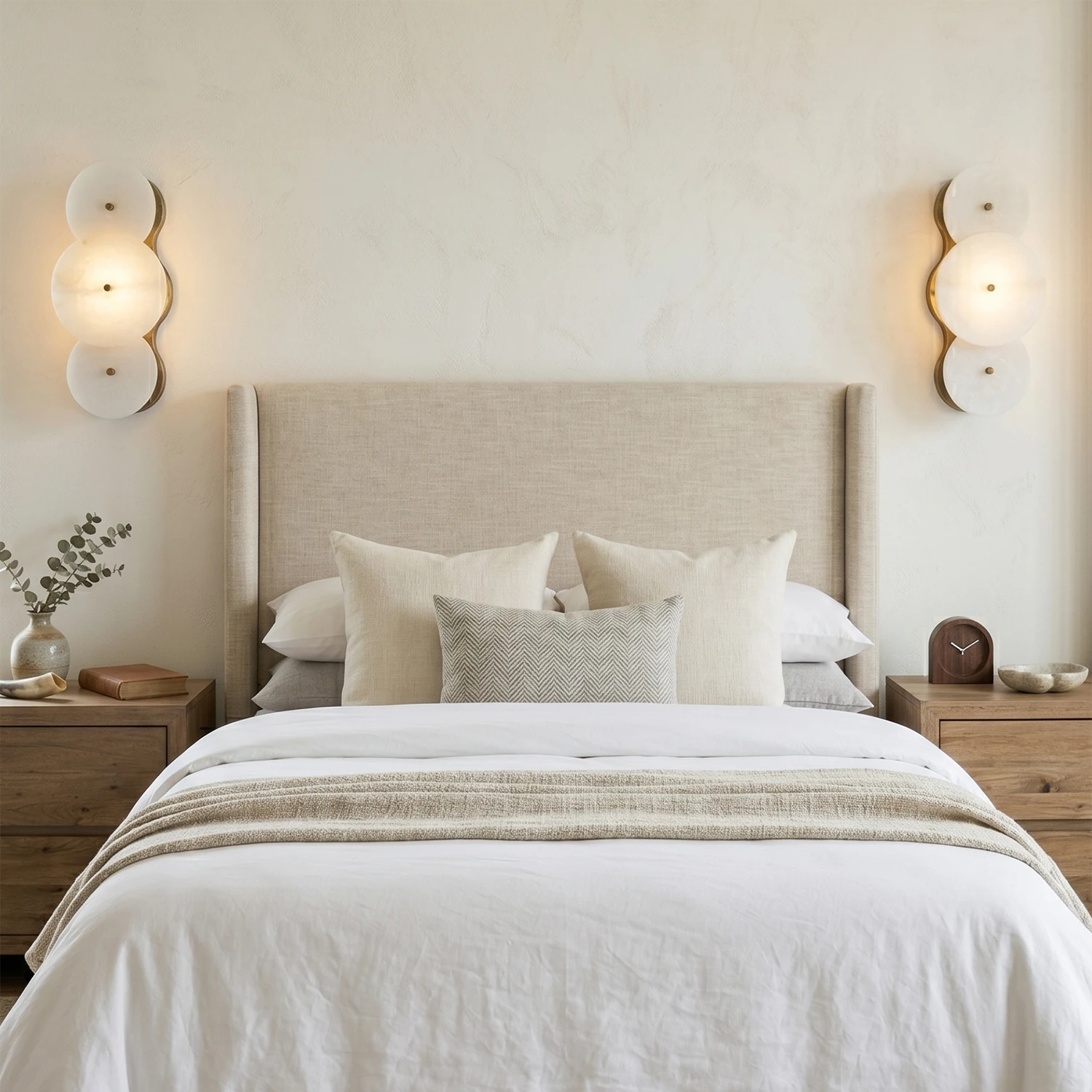 Cosmic 3-Round Alabaster Sconce - Art Deco Bedside Reading & Night Light | HoaiLamp