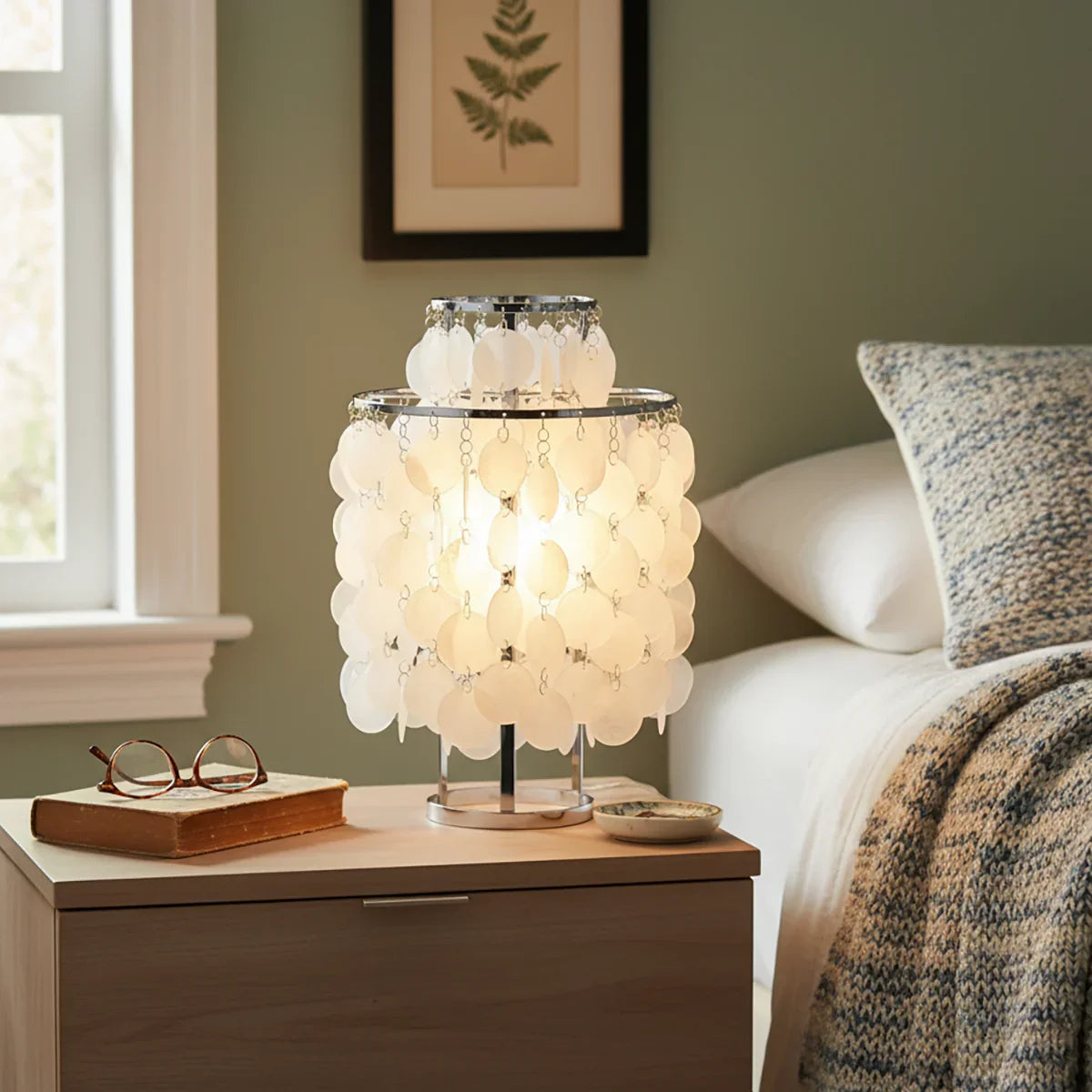 Double Layer Shell Table Lamp