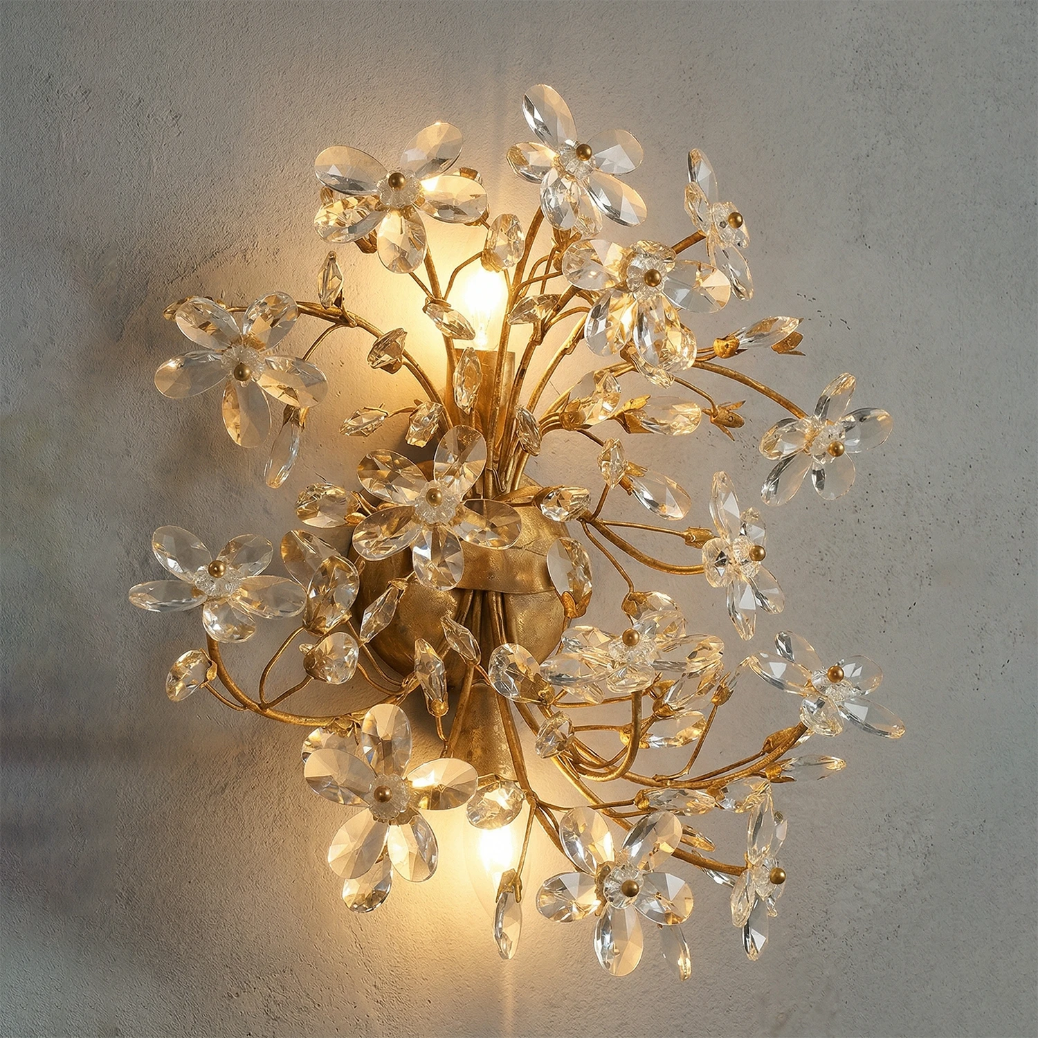 Fiore Wall Lamp - Radiant Golden Floral Radiance | HoaiLamp