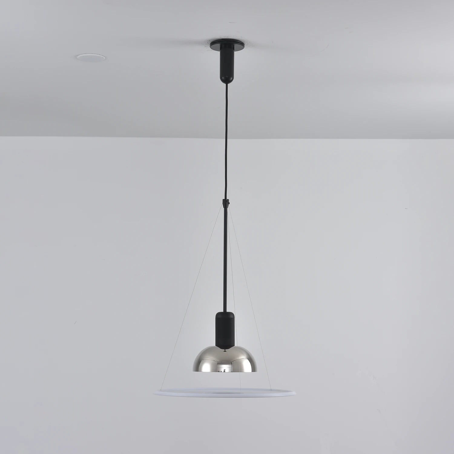 Frisbee Pendant Light - Minimalist Vertical Perspective | HoaiLamp