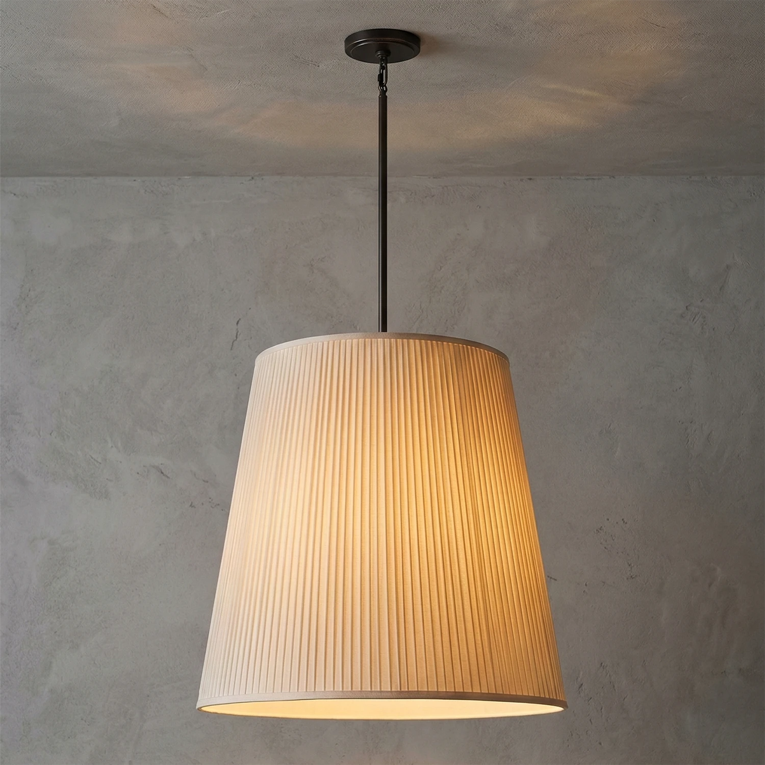 Modern Tailored Reed Pleat Stem Pendant - Soft Warm Glow Atmosphere | HoaiLamp