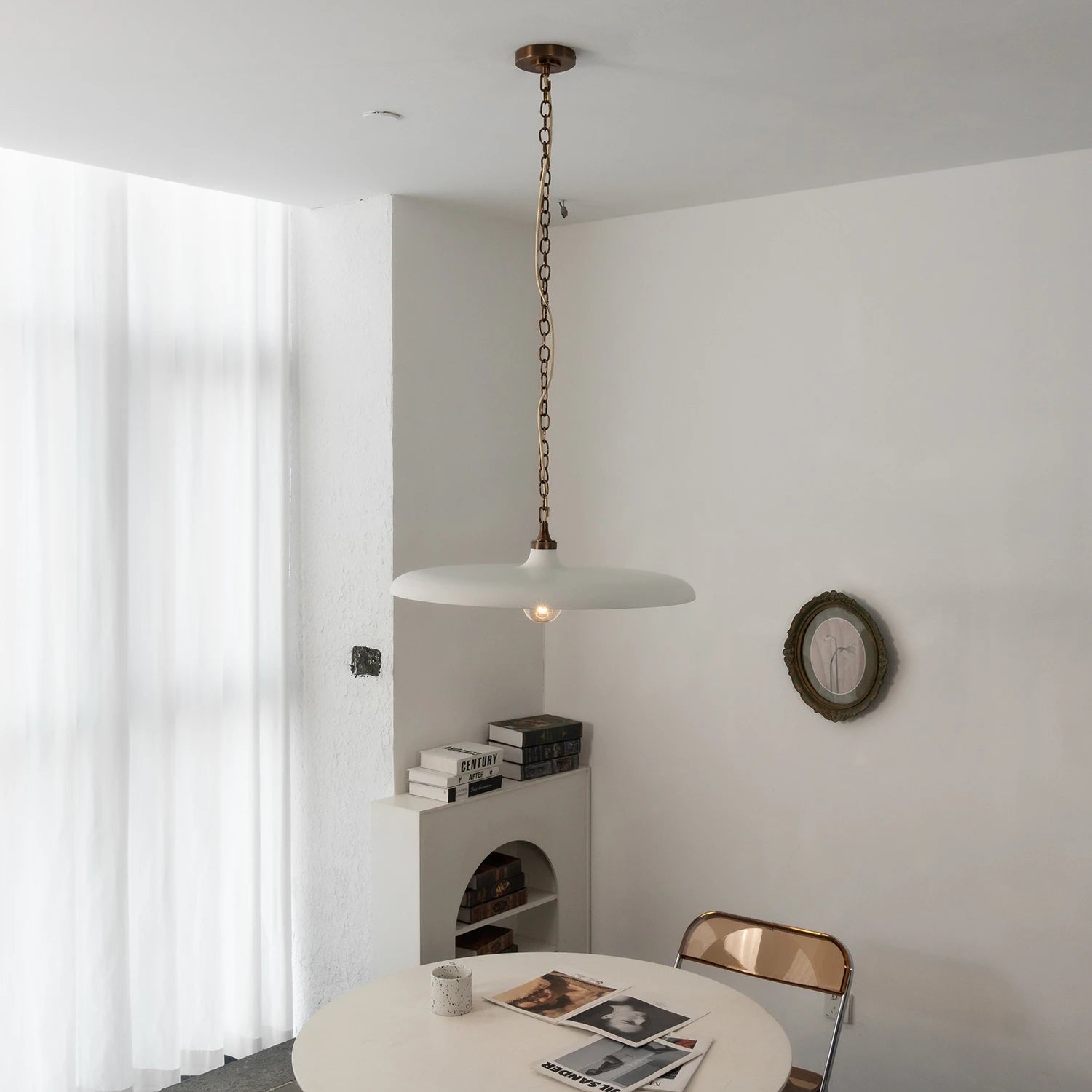 Piatello Pendant Light - Minimalist Monochrome Nook | HoaiLamp