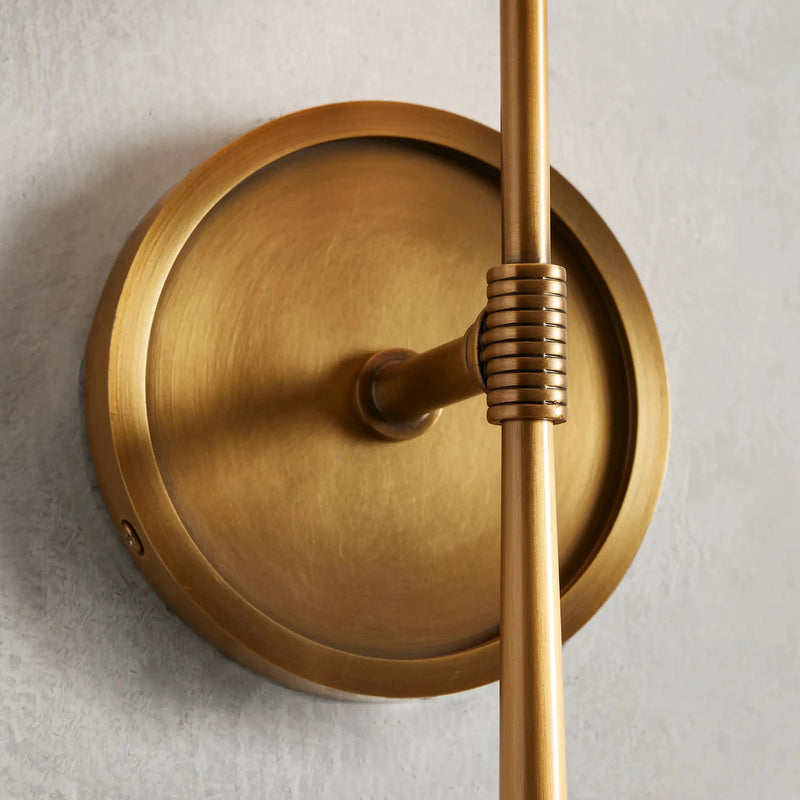 Knurled Collar & Reeded Joint Accent