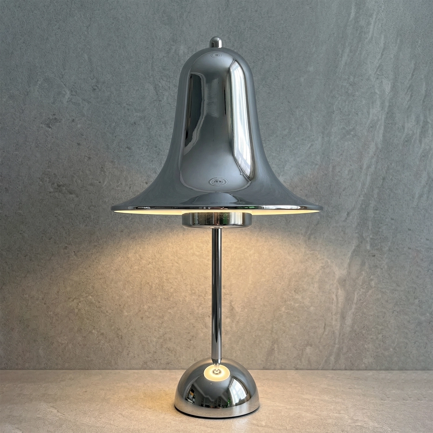 Ring Bell Table Lamp - Mirror Finished Metallic Chrome High-End Reflection Glow | HoaiLamp