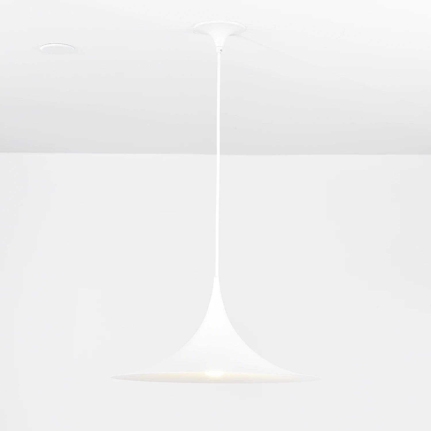 Sami Trumpet Pendant Light - Pure White Finish Illuminated Studio Presentation | HoaiLamp
