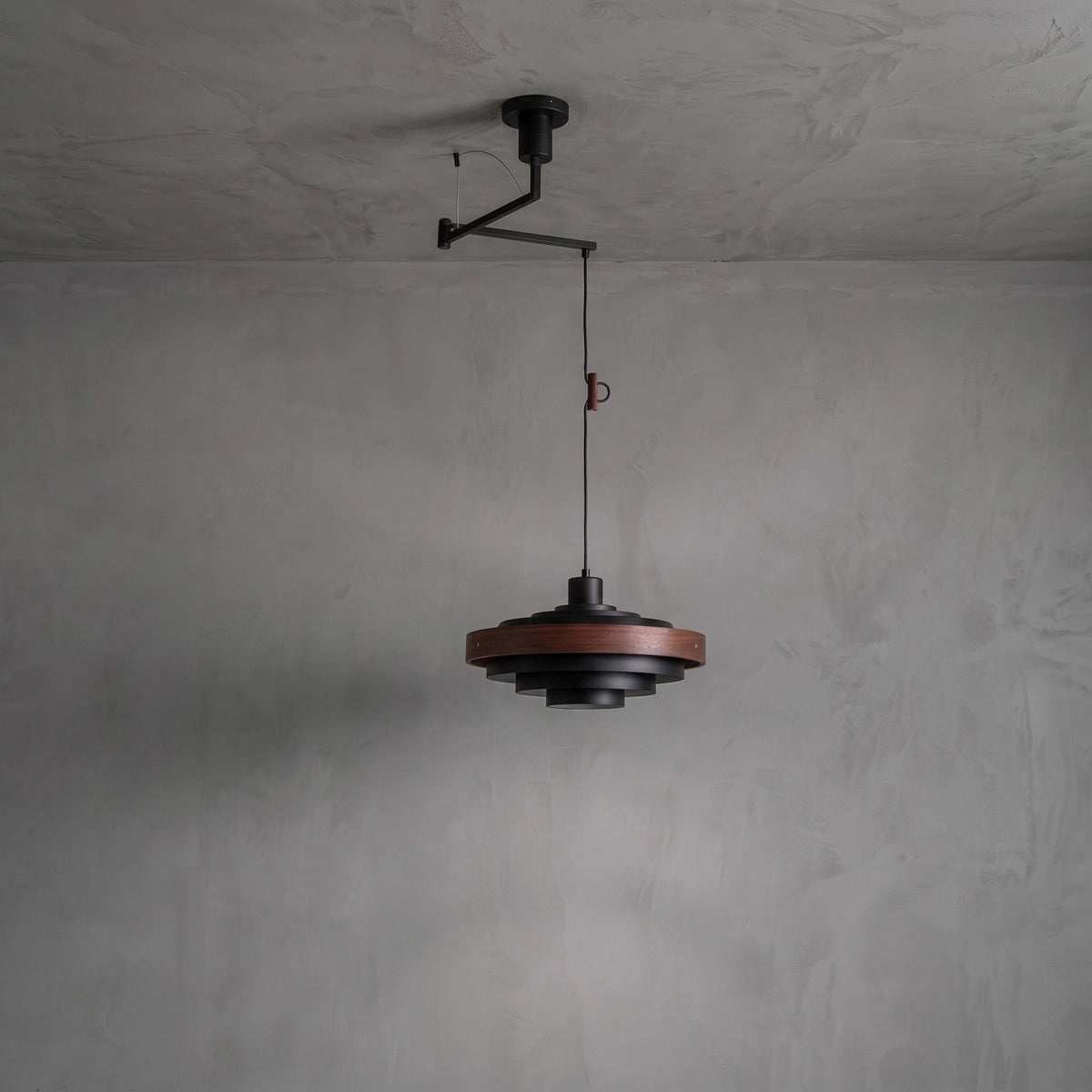 Saturno Tiered Ring Pendant Light - Concrete Wall Setting Option 3 | HoaiLamp
