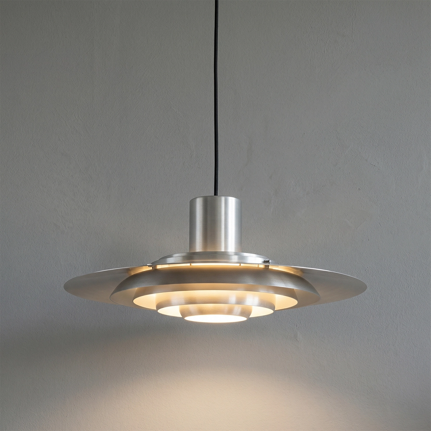 Tiered Dish-Shaped Disc Pendant - Brushed Nickel Contemporary Ambient Light | HoaiLamp