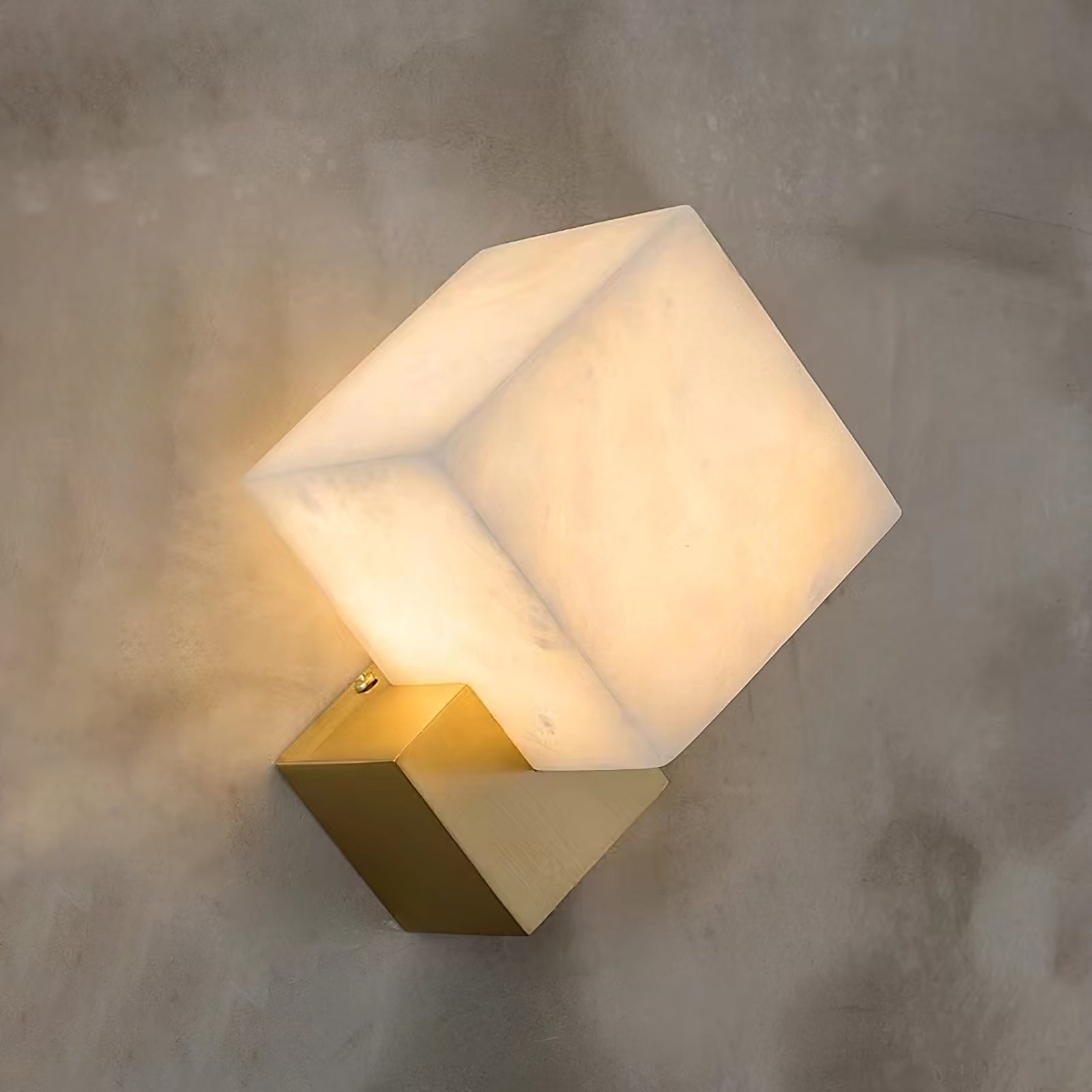 Vein Alabaster Cube Sconce - Geometric Warm Glow Studio | HoaiLamp