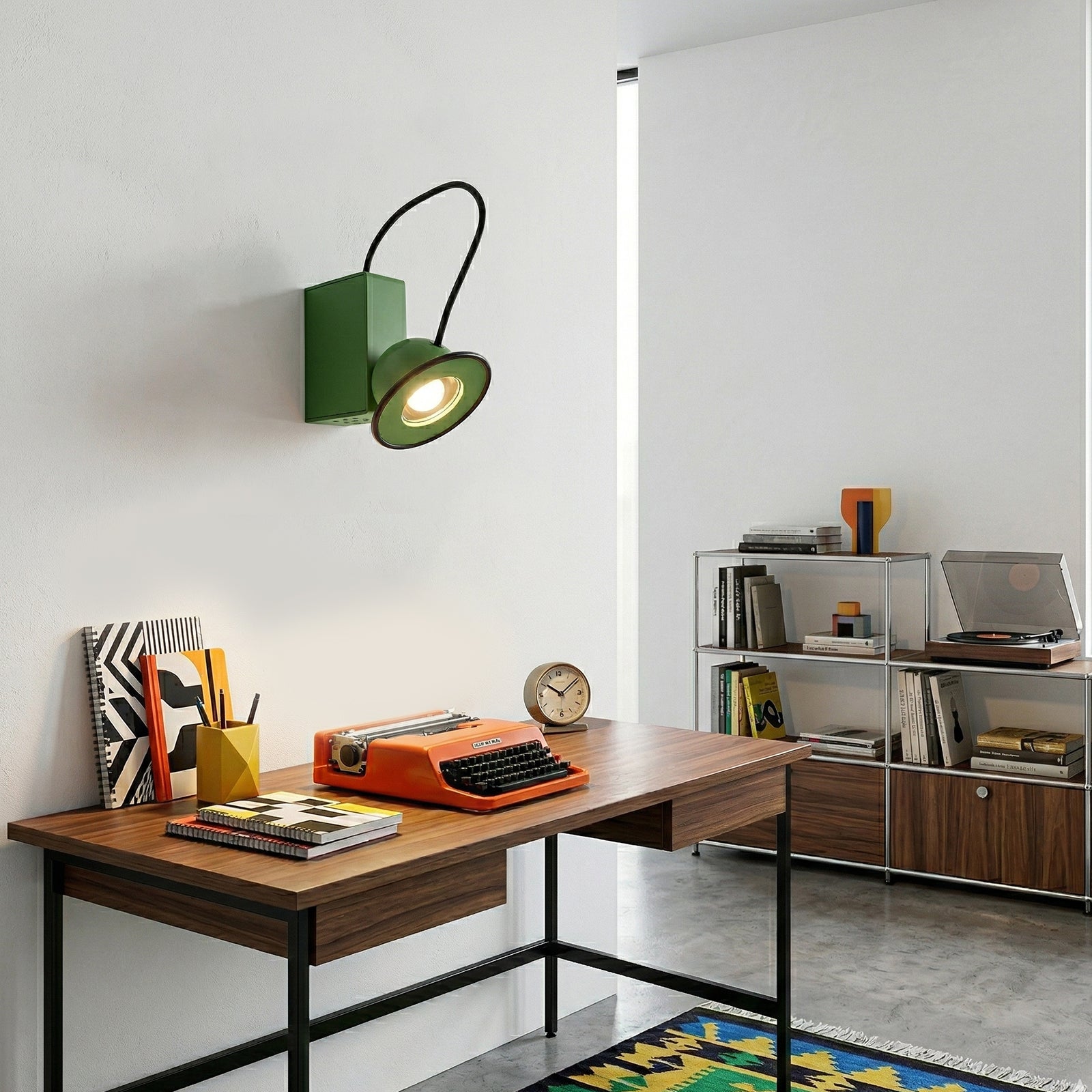 Vintage Fun Lamp - Pop Art Studio Ensemble | HoaiLamp